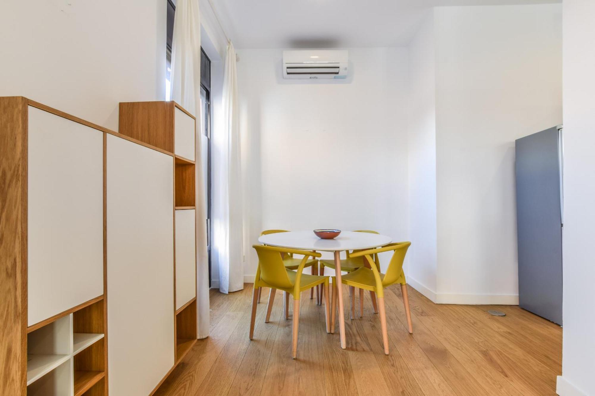 Loft Exclusivo Reformado De Diseno Alquiler Temporal Lägenhet Madrid Exteriör bild